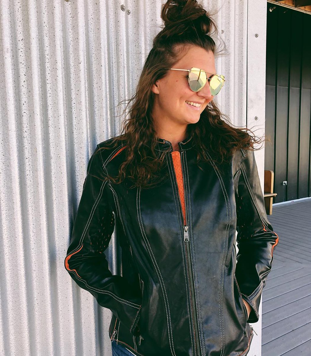 FrontierHD's tweet photo. Perforated leathers that feature our COOLCORE are now IN These jackets have GREAT venting techniques, that will keep your bike rides enjoyable when the warm weather hits. Stop in today because we have jackets for men AND ladies! #FrontierHD #LincolnNE #Nebraska #HarleyDavidson https://t.co/qFPgvVyLe7