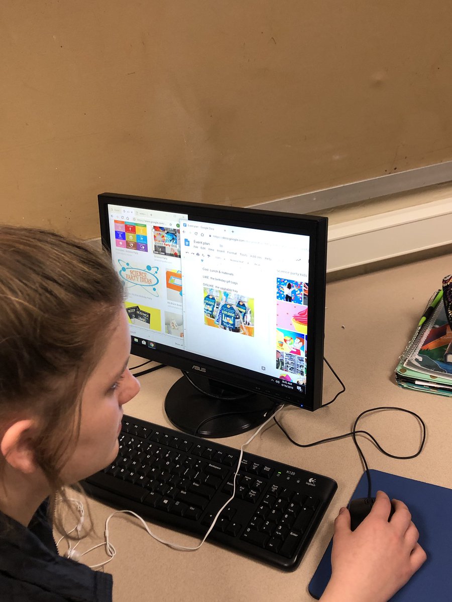 Mr_Schmidt17's tweet photo. Using Google’s Applied Digital Skills for the first time thanks to @tjohanneson #TIE19 https://t.co/gOww8Q1CNh