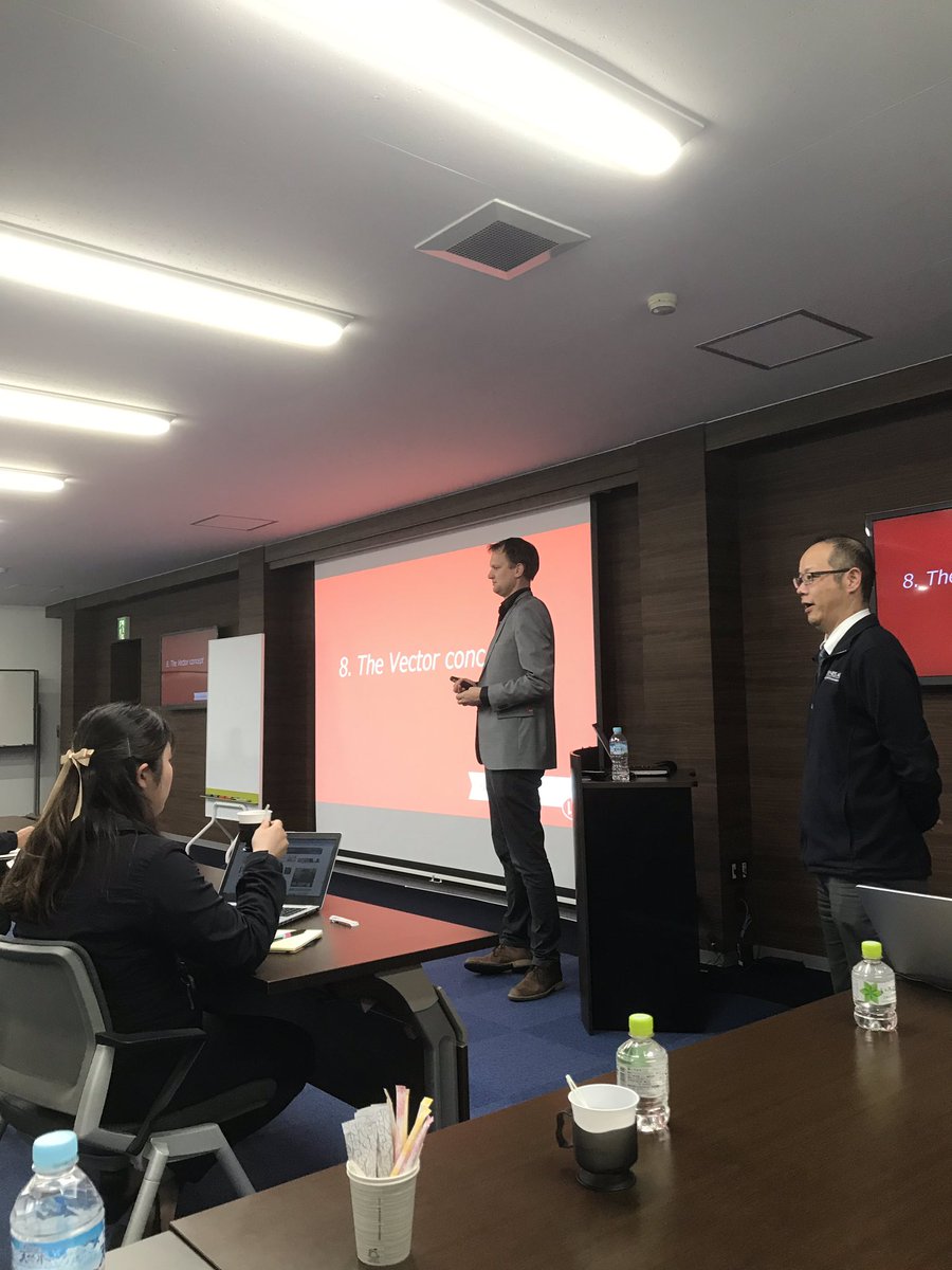 The first Lely Vector training in Japan was succesful! Tomorrow we will take over South Korea for 2 days for automatic feeding!