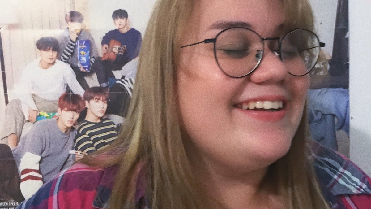 cixsoonjun's tweet photo. :¨·.·¨: 
 `·.. ♡ 
            whenever it's hard
            for you
            you can
            get a hug from me.

#caratselcaday @pledis_17 https://t.co/1B0EgqGztw