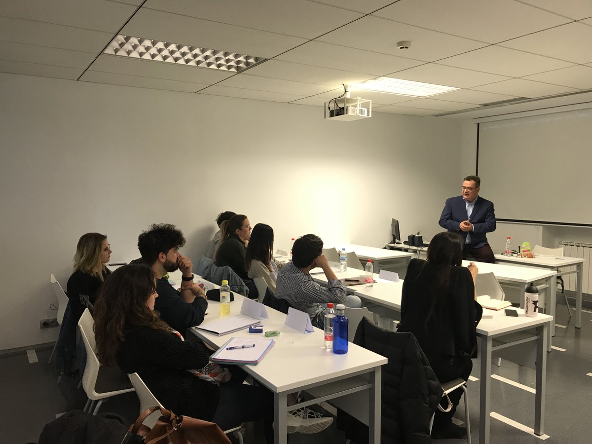 Master NMKUGR (@masterneuromk) on Twitter photo La ciencia y el arte de #Neurocomunicar llegó a <a href="/MasterNEUROMK/">Master NMKUGR</a>, con @EugenDukadis y <a href="/Mimbrerooo/">Antonio Casals Mimbrero</a>. Aprendimos cómo aplicar la #neurociencia a la comunicación para captar la atención del receptor y conseguir credibilidad, memoria y persuasión con ejercicios prácticos. ¡Gracias! La ciencia y el arte de #Neurocomunicar llegó a <a href="/MasterNEUROMK/">Master NMKUGR</a>, con @EugenDukadis y <a href="/Mimbrerooo/">Antonio Casals Mimbrero</a>. Aprendimos cómo aplicar la #neurociencia a la comunicación para captar la atención del receptor y conseguir credibilidad, memoria y persuasión con ejercicios prácticos. ¡Gracias!
