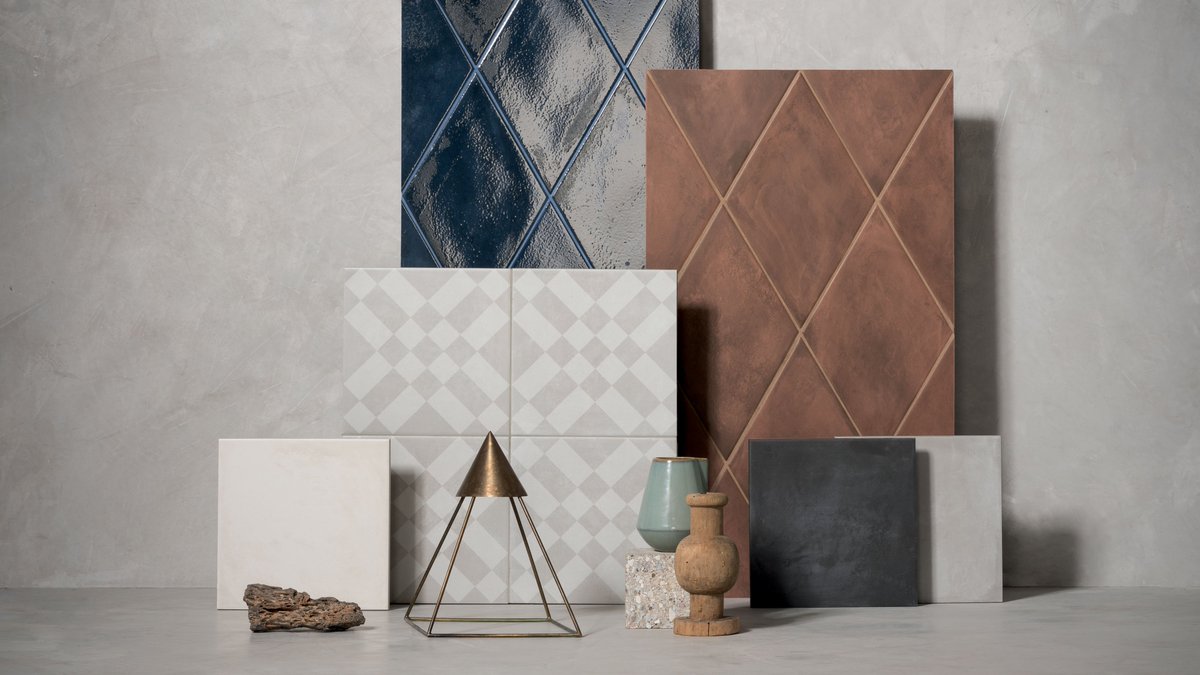 archiproducts's tweet photo. Solid colors, new patterns and original sizes come together to create #Ossidi, @MarcaCorona's new series of small-size floor and wall tiles ☞ https://t.co/1GQ6W62x1O https://t.co/mztgdNs6tU