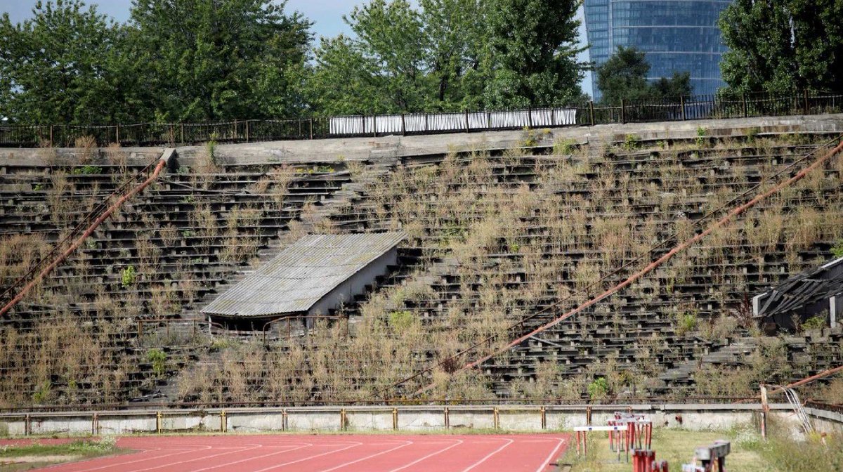 Od 10 lat #Warszawa walczy o odzyskanie stadionu doprowadzonego do ruiny przez RKS Skra. Mimo wygranych procesów, obiekt wciąż nie został wydany miastu. Prezesie Kaliszewski, najwyższy czas oddać Skrę. Apelują o to do Pana również Pańscy koledzy sportowcy.
#KaliszewskiOddajSkrę