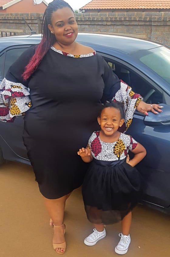 Mbangi_Threads's tweet photo. Family dressed in custom made outfits for a wedding. Thank you! ❣️ https://t.co/eDvobftZ3j