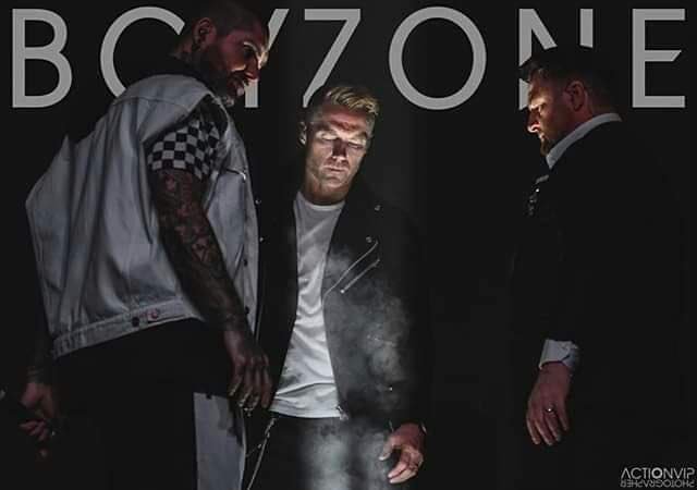 MikeysBZAngels's tweet photo. Good morning to our followers 😊 we’re starting today with these stunning shots taken by @actionvip1 at the Bangkok show! Thank you for letting us share! @MRMIKEYGRAHAM #mikeygraham #mikeysbzangels #bz25 #boyzone #boyzonebangkok #bz25memories #thankyouandgoodnight #actionvip https://t.co/QOSO4Fwckr
