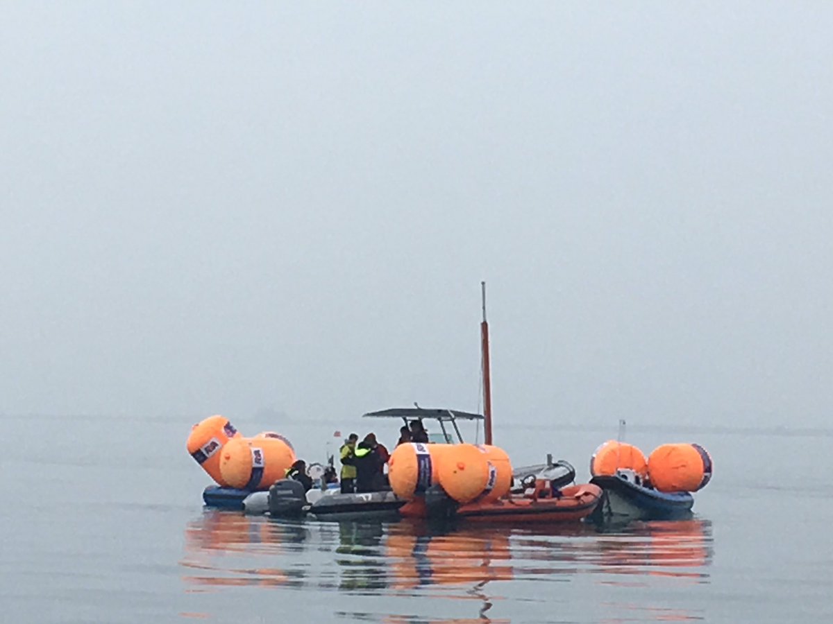 debsw1's tweet photo. Not a lot of breeze or visibility on the Orange course in the bay #YN2019 @RYAYouthSailing https://t.co/ZXFHDf3gRL