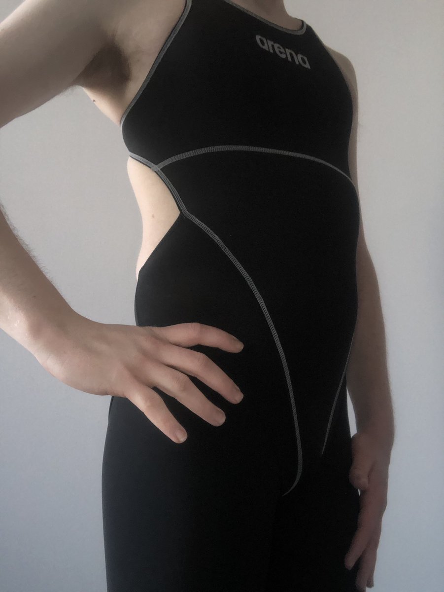fastskin24's tweet photo. Finally swimming again! Trying out my Arena Powerskin long leg (25103-50) #競泳水着 ❤️ #swimsuit #swimming #Arena #Powerskin #swimsuitfetish https://t.co/HFwN0lTBva