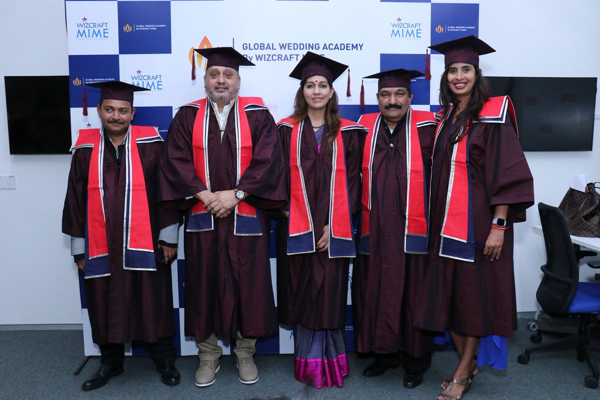 WIZMIMEGWA's tweet photo. Another major milestone crossed in the lives of these students as they graduate from the Global Wedding Academy, They leave behind countless memories and look forward to provide the best experiences in the wedding industry.
#GlobalWeddingAcademy #NehaSethArora #SamitGarg https://t.co/E4EupXVCFC