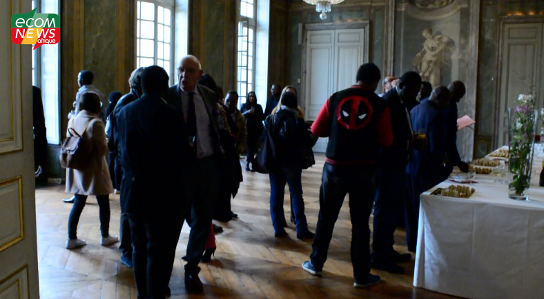 EcomnewsAfrique's tweet photo. #Afrique : "Il est impératif de mutualiser les moyens, échanger, se connecter, identifier les programmes et les financements". Retour sur l'évènement #Numaf à #Bordeaux (#France) en vidéo. https://t.co/w07k3oErB0 @Bordeaux https://t.co/j4Q9kHpFzI