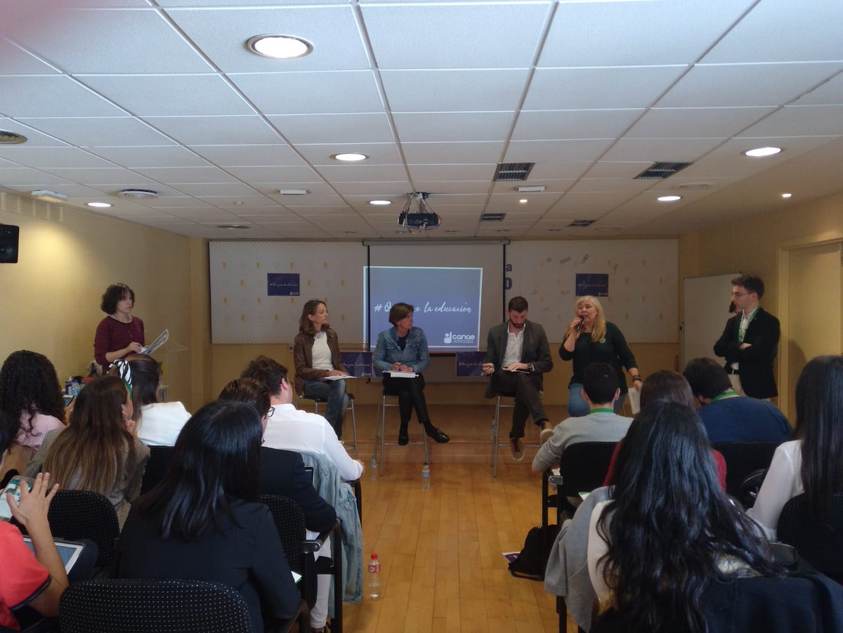Consejo de la Juventud de España tweet media