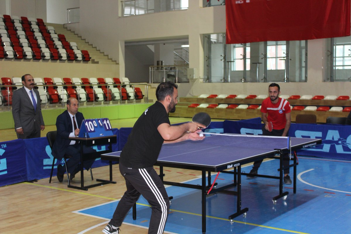 GSB_Mus's tweet photo. Kredi Yurtlar Genel Müdürlüğü 24. İllerarası Masa Tenisi Turnuvası Yeni Spor Salonumuzda tüm hızıyla devam ediyor. @hamzayerlikaya @sinanaksu @mehbaykan @KYK__Mus https://t.co/qfxzaMG0GI