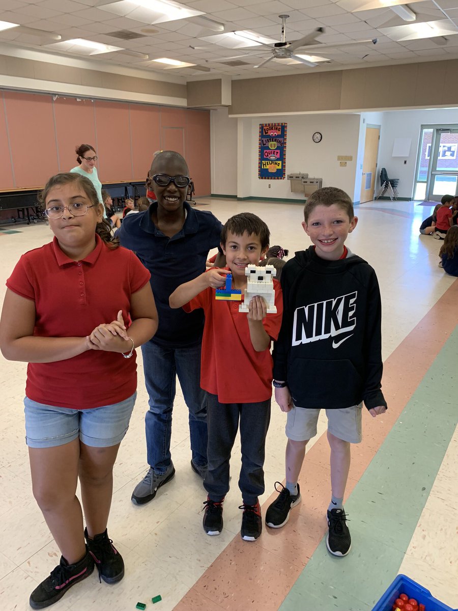 AmberLiebler's tweet photo. Getting creative at Freedom EDEP with a 100 Lego bricks Easter bunny challenge and cup design! I love that they made an Easter basket for their bunny!! #FreedomEdep https://t.co/0FY06GshlQ