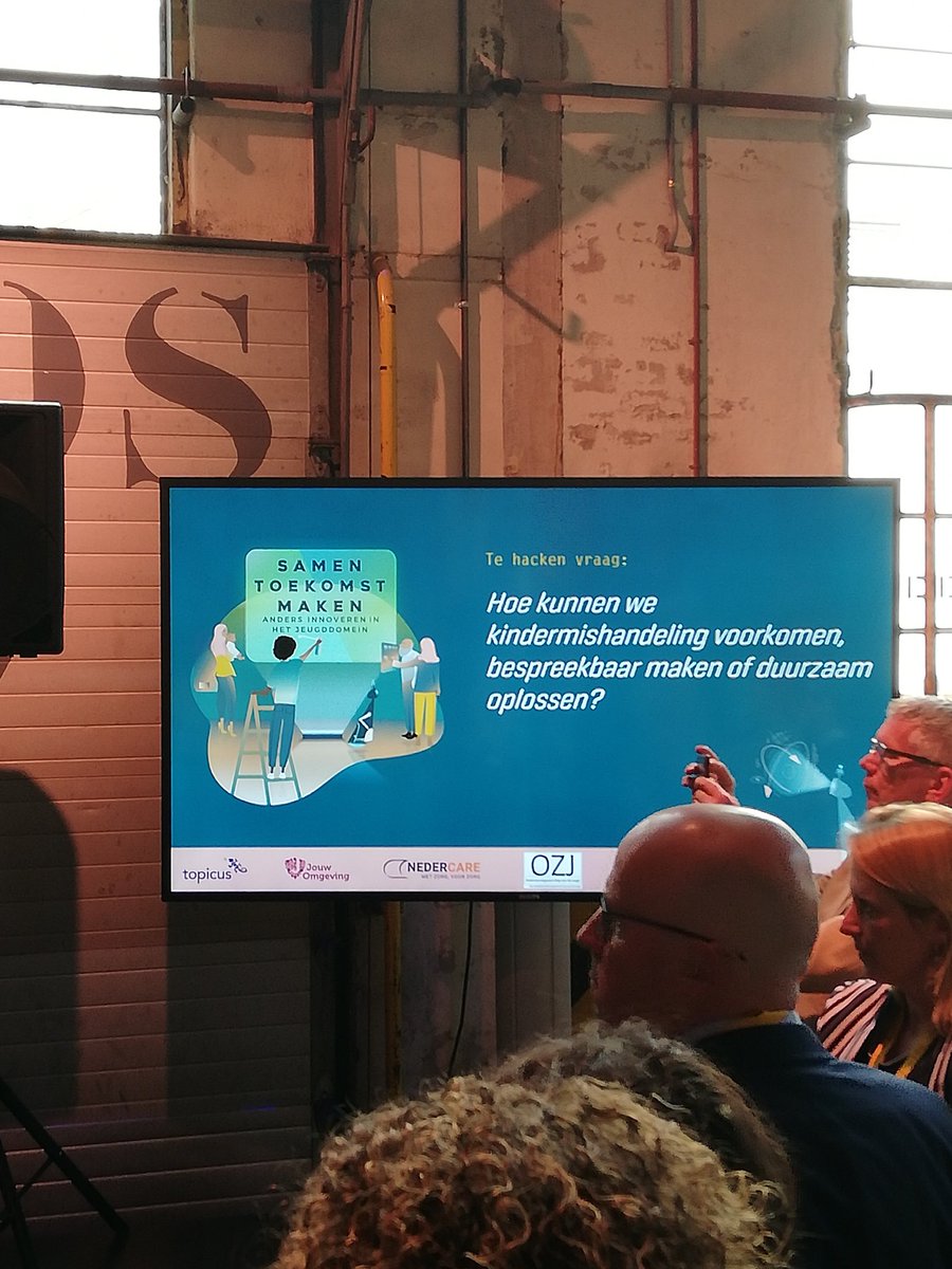 CBozzacchi's tweet photo. 4 pitches from experts that have worked to find solutions to #kindermishandeling
#samentoekomstmaken #garage2020 https://t.co/UbIcTTRyEZ
