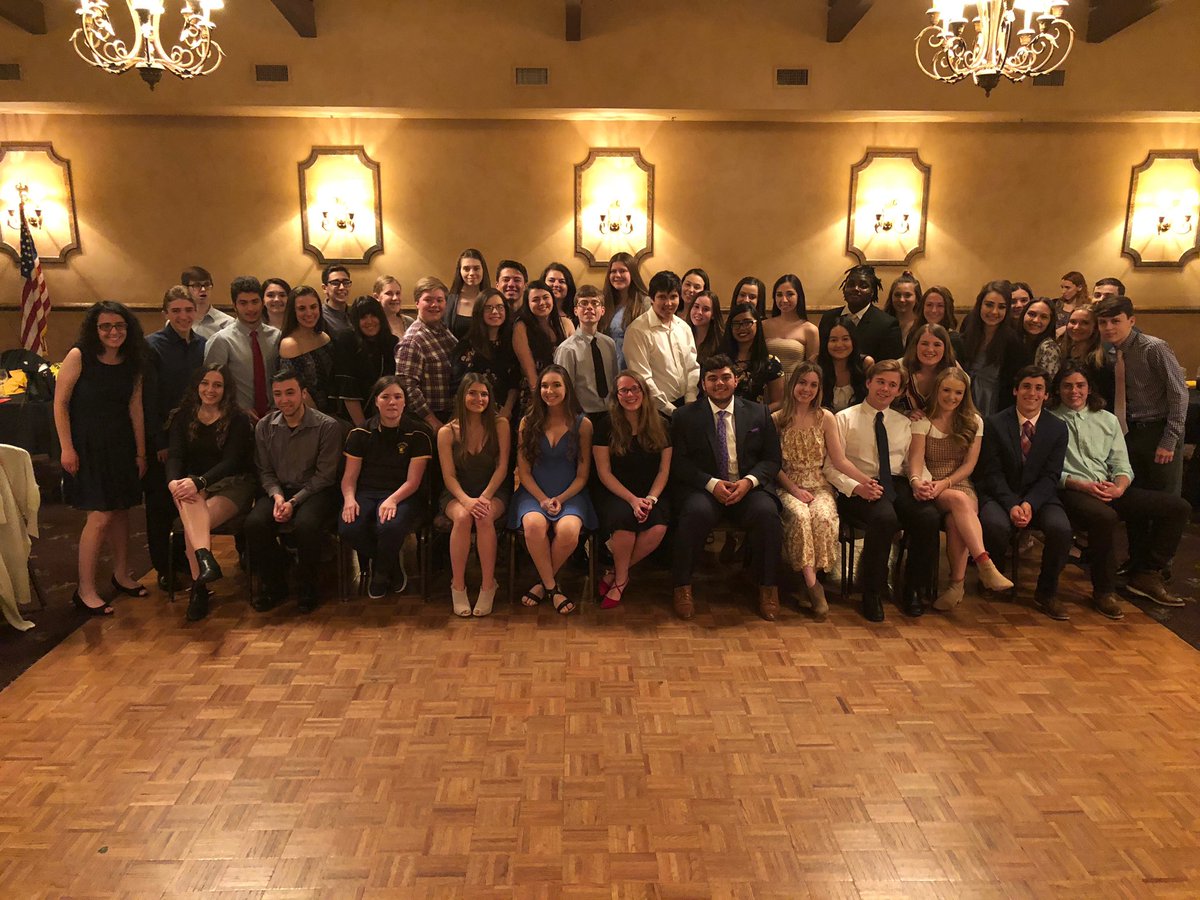 CGHS_Music's tweet photo. As usual, the Tony Awards were so much fun! Congratulations to all the Seniors this year, this department won’t be the same without you!#tonyawards #curtainsthemusical #noexit #musicdepartment #cghsmusical #cghsmusic #wearecedargrove #artsednow https://t.co/2mDstfWxgR
