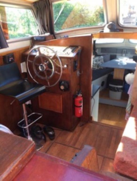#tekoop: Koelkruiser mer waaiersteven:
bootkopen.nl/a/motorkruiser…

#motorboot #boot #boten #boottekoop #botentekoop #bootkopen #kajuitboor #motorjacht #crown #kruiser #hiswa2019 #vaarseizoen #watersport #voorjaar #lente #zomer #Nederland #succes  #varen #koelkruiser