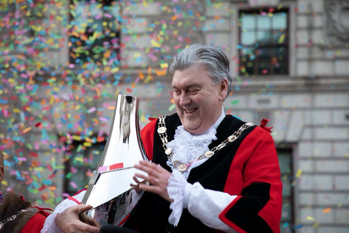 london_parade's tweet photo. The LNYDP London Borough Competition gives thousands of pounds to local charities in and around the capital!

This year our Borough entries were the best yet.

FIND OUT MORE - https://t.co/5KRsHZCRlR

#lnydp #lovelondon londonborough #WednesdayMotivation #Wednesday https://t.co/YioJynCvLM