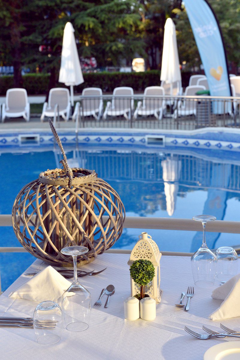 FrontoAssistant's tweet image. 5 Simple Things Your Hotel Guests Will Appreciate
myfronto.com/Simple-Things-…
#hotels #hospitality #guestservice