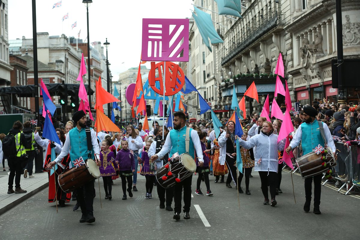 london_parade's tweet photo. The LNYDP London Borough Competition gives thousands of pounds to local charities in and around the capital!

This year our Borough entries were the best yet.

FIND OUT MORE - https://t.co/5KRsHZCRlR

#lnydp #lovelondon londonborough #WednesdayMotivation #Wednesday https://t.co/YioJynCvLM