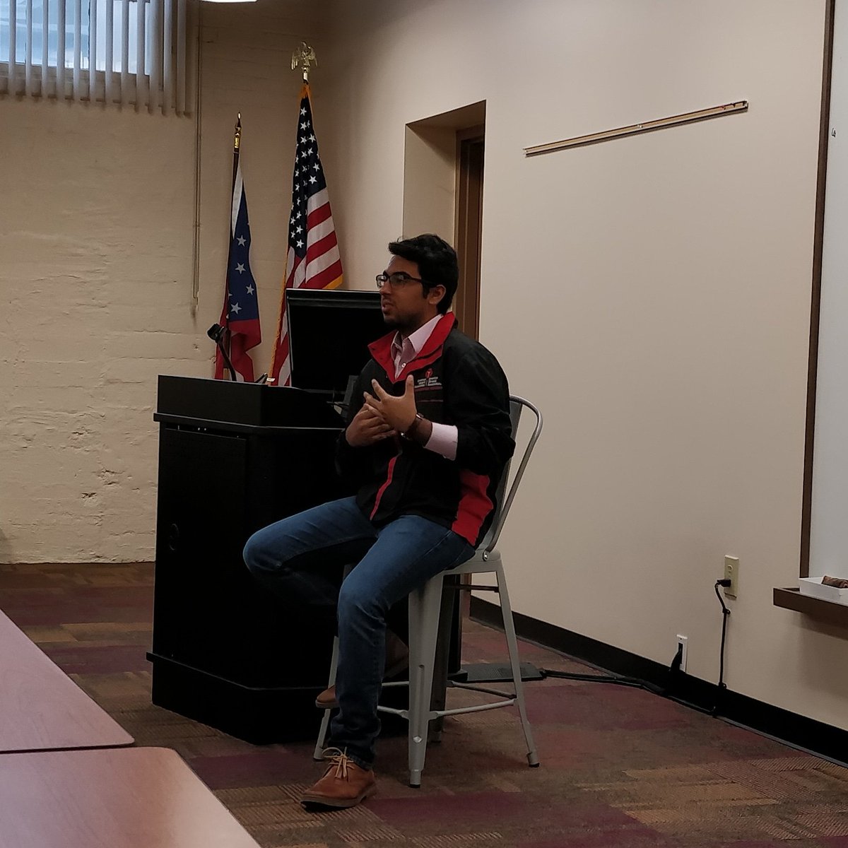 seppiAlloy's tweet photo. "Hear people out...... especially the young innovators"
@PeeyushS19 from @GenetesisInc telling his entrepreneurial story at @theHCDC #eKickStart last Friday.
He cold emailed @mcuban and it worked.
Next story May 10.
#startupcincy #innovation #entrepreneur #entrepreneurship https://t.co/OuZRrpk2aW