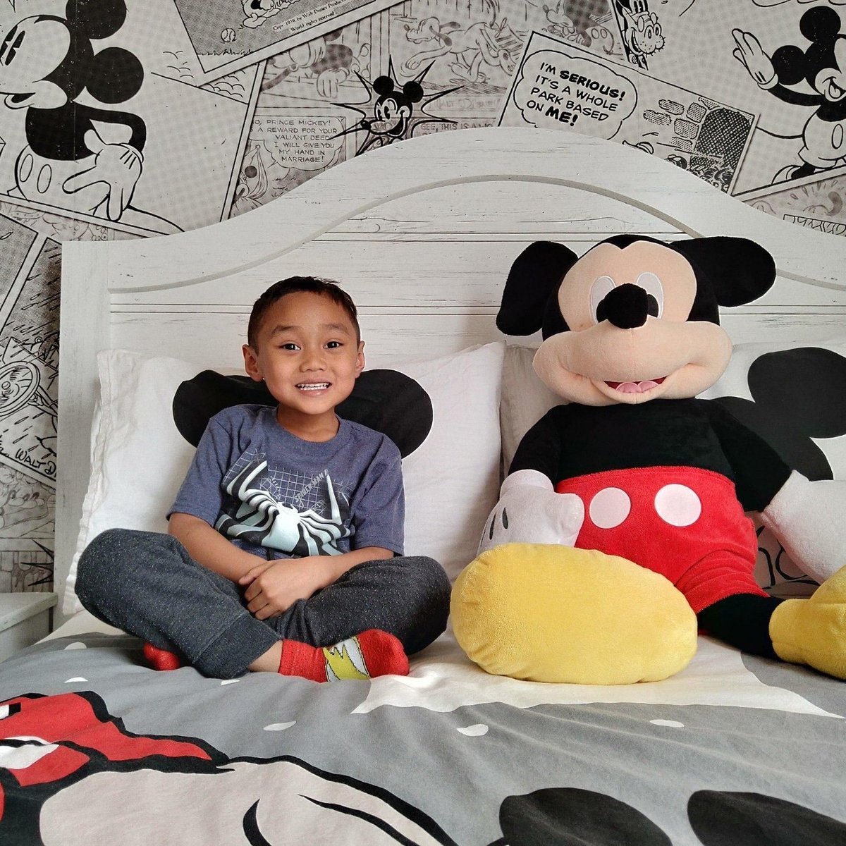 MrsBiteng114's tweet photo. We are so excited for the magic to begin!  We traveled 7 hours on Saturday and 5 hours yesterday to get to Disney world.  How many hours in all did we travel? https://t.co/ewSn7pmH87