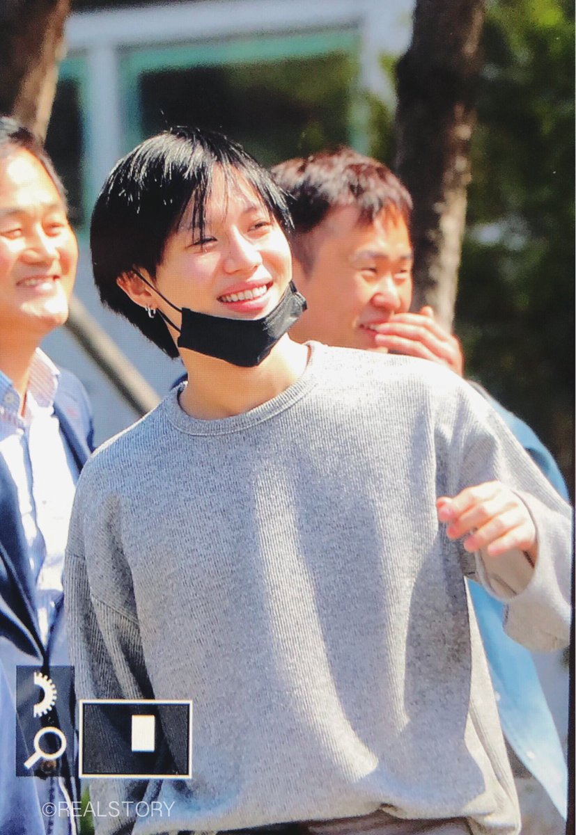 2minblack's tweet photo. "Minho hyung, 💜👋"
#2Min #Minho #민호 #Taemin #태민 https://t.co/6YA6tzTiLl