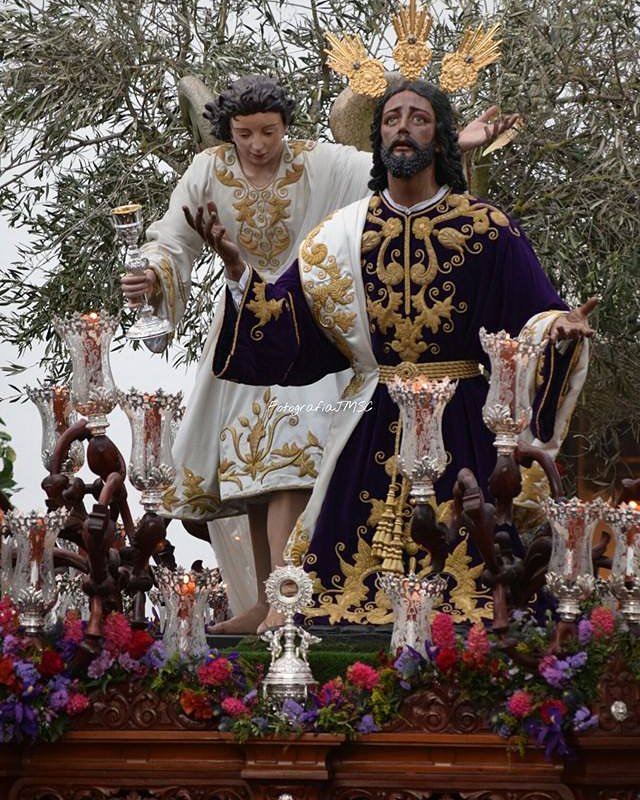 SantaCruzHuelva's tweet photo. 📆 MARTES SANTO

Venerable Hermandad y Cofradía de Nazarenos de Nuestro Padre Jesús Orando en el Huerto, Santísimo Cristo de la Buena Muerte y Santa María de Jesús.

📍 Lebrija
⛪ Santa María de Jesús 
🕜 Salida: 19:00
🕝 Recogida: 01:00

#SantaCruzSS19 https://t.co/mwyxuxzZ0j