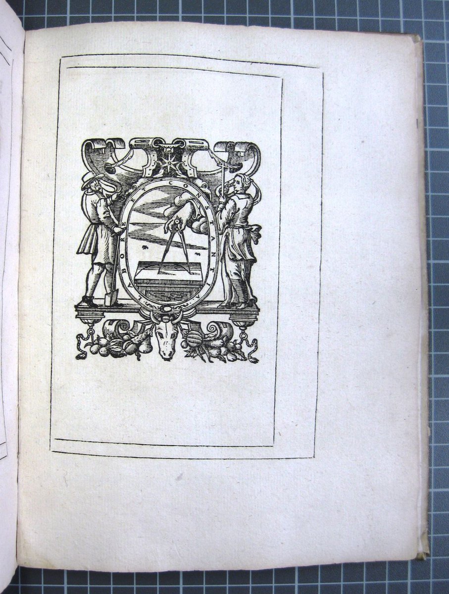 kristofselle's tweet photo. The first Danish edition has entered into the #STCV Short Title Catalogus Vlaanderen! The botanical woodblocks of ‘Den Danske vrtebog’ were printed in Antwerp at the Officina Plantiniana. Afterwards the text has been printed in Copenhagen. See https://t.co/29h28hUiit https://t.co/ylXV0Tenj4