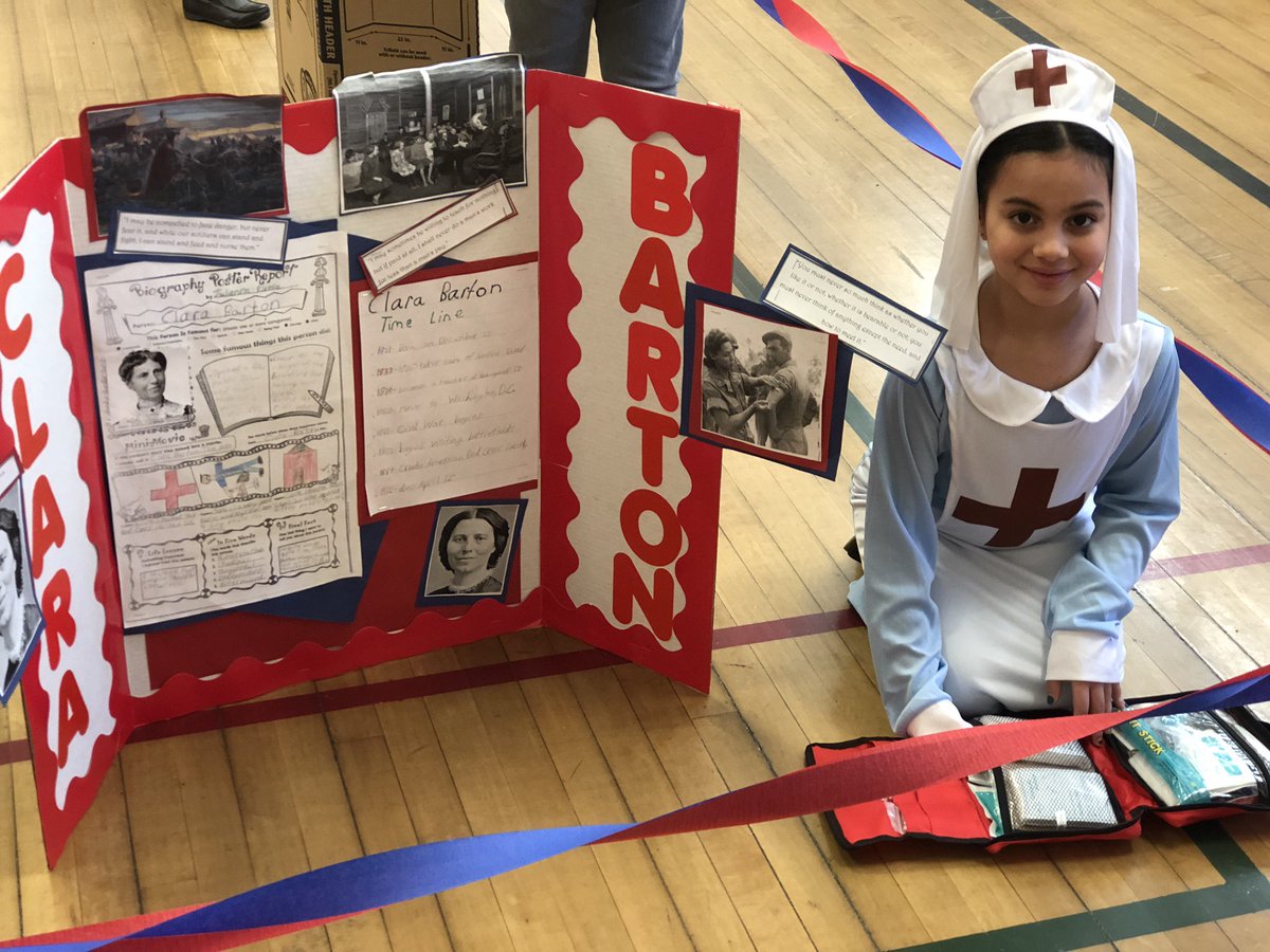 LindenhurstUFSD's tweet photo. Second grade students of #WestGatesAveES took part in the annual #waxmuseum research project. The museum was visited by fellow students, staff and family members. #LUFSD #LindyLovesLearning https://t.co/6xiIdprrk1