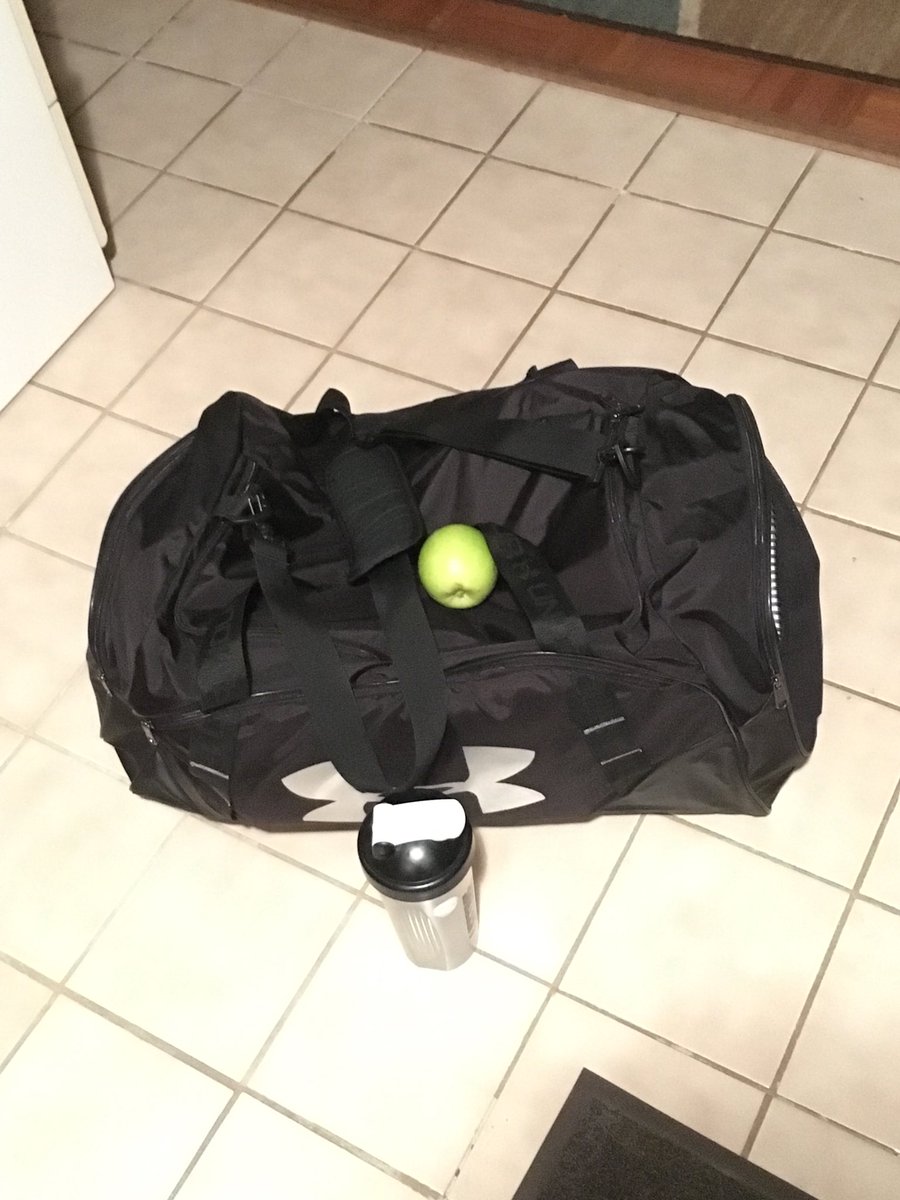 B_L_Sesko's tweet photo. The only bad workout is the one that didn’t happen! Get up and go get it! 🍏🎒💦💪 #LifetimeFitness #Workout https://t.co/1Nryurxudb
