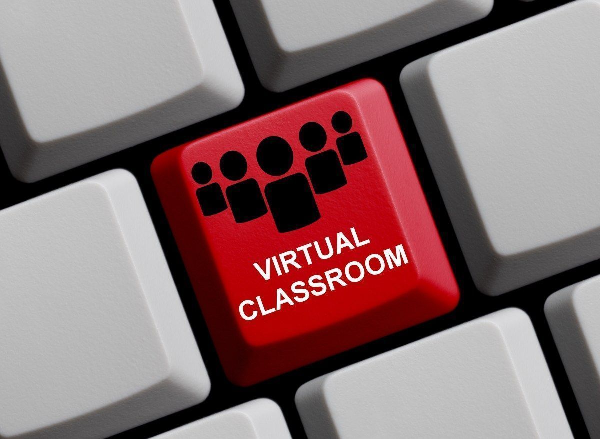 MomentLightbulb's tweet photo. 4 Steps to dip your toe into the virtual classroom water (and not get it bitten off!)
https://t.co/kMtJwNedWb
#VirtualClassroom #VILT #LiveOnlineLearning #CPD #LightbulbCPD #Webinar https://t.co/2OKimpzZBH