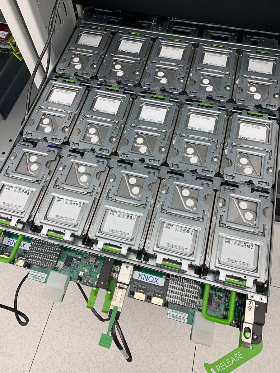 CircleB_eu's tweet photo. Two boxes of drives just arrived from our new HDD Sponsor Toshiba Electronics Europe and they have been installed in the OCP Experience Center at @SwitchAms. Come visit us to try hot swapping hard drives installed in our @OpenComputePrj hardware yourself! With @RittalNederland https://t.co/yzEfhFUT5r
