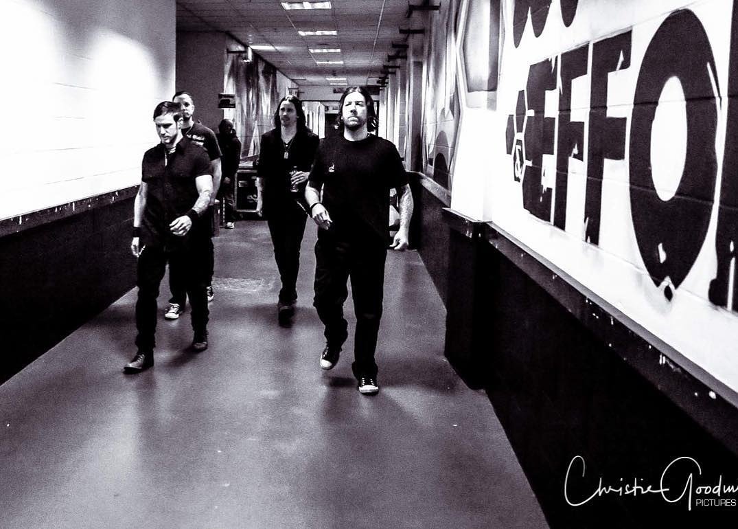 MylesKJunkies's tweet photo. #ABV1IsComing y'all! 🎉🎈

Fabulous shot of @alterbridge  "Behind The Scenes" Manchester Arena 2013 by photographer Christie Goodwin @ChristieGoodwin for  City Drive Films  📸👏 #picistagged https://t.co/Gxj6UUeB7A