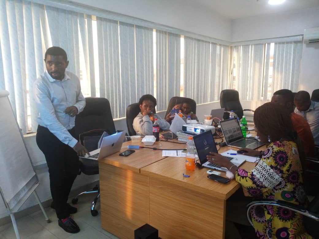 FitilaAfrica's tweet photo. We wrapped the Lagos #VisualizationMasterclass with The Art of Storytelling.
We understand that the complexity of data indicates the level of difficulty a company faces while trying to translate their data into business value.
It is our mission to help businesses tell stories! https://t.co/fDr5TVOJYY