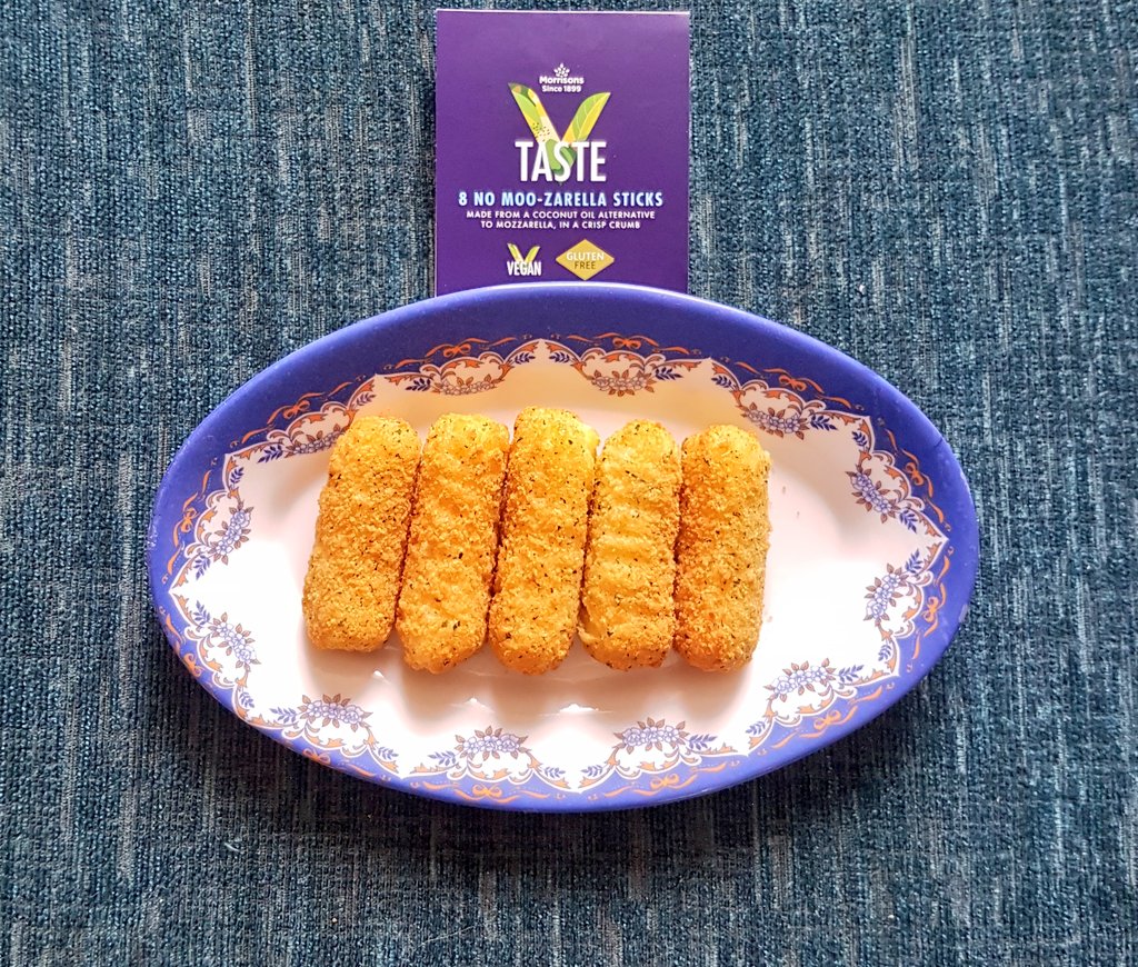 TheFilthyVegan's tweet photo. Vegan cheese can be hit or miss but these badboys surprised me! Check out the first taste review, online now ♡

--> https://t.co/fPR1Btcz8f <--

#TuesdayThoughts #vegan #govegan #TuesdayMotivation #Review #Taste #Foodiechats #foodforthought #YouTube #YouTubers #vlogger #vlog https://t.co/CYvGfdH2fT
