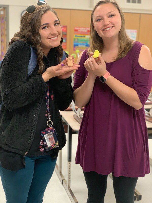 _brookehansen's tweet photo. We aren’t peep-less anymore! 🐣 #gameofpeeps #bluffms https://t.co/5uyYum1XYn