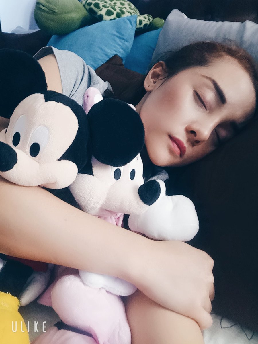 silae1986's tweet photo. " เหนื่อย "😔😔😔 https://t.co/t7PYPHrLs4