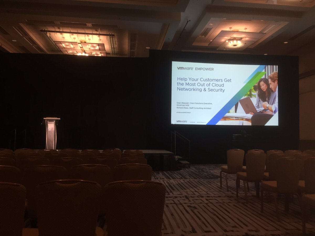 andcar99's tweet photo. #NSX #VmwareEmpower en pocos minutos https://t.co/WWTil6KVrt