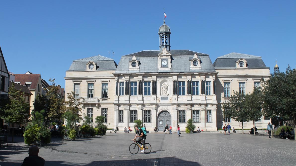 lesteclair's tweet photo. #Dotations : combien l’#État verse-t-il aux communes de l’agglomération #troyenne? https://t.co/7egRo7ia8D https://t.co/Tlaf0imgyl