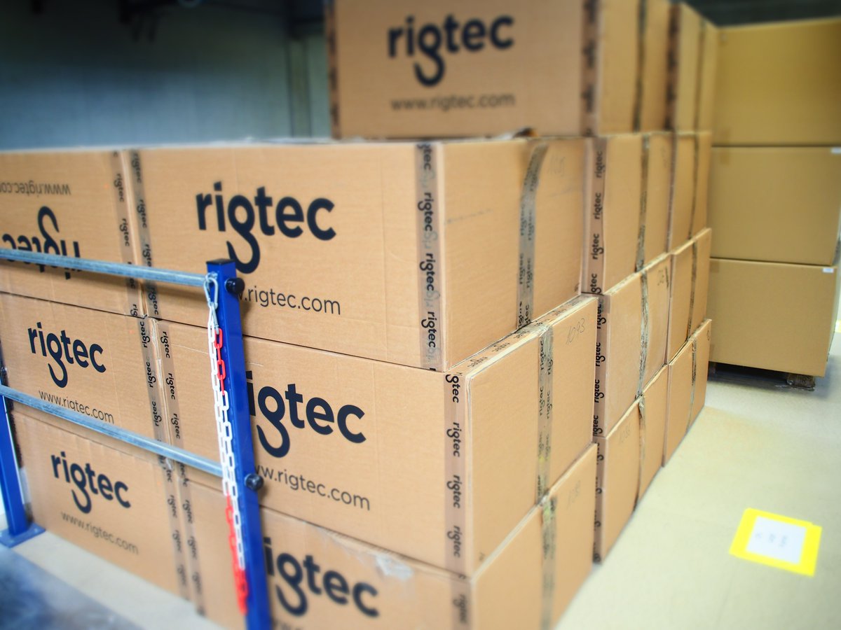 visiontools's tweet photo. Und wer Interesse an einen der @Rigtec_getAgrip #FlyingFrames hat oder optional noch einen Kugelkopf benรถtigt, einfach bei uns melden. ๐ Wir haben das Lager voll! ๐ Whoop! Whoop! #FlyingAdapter #AtomGrip https://t.co/HkqeOsyMbX