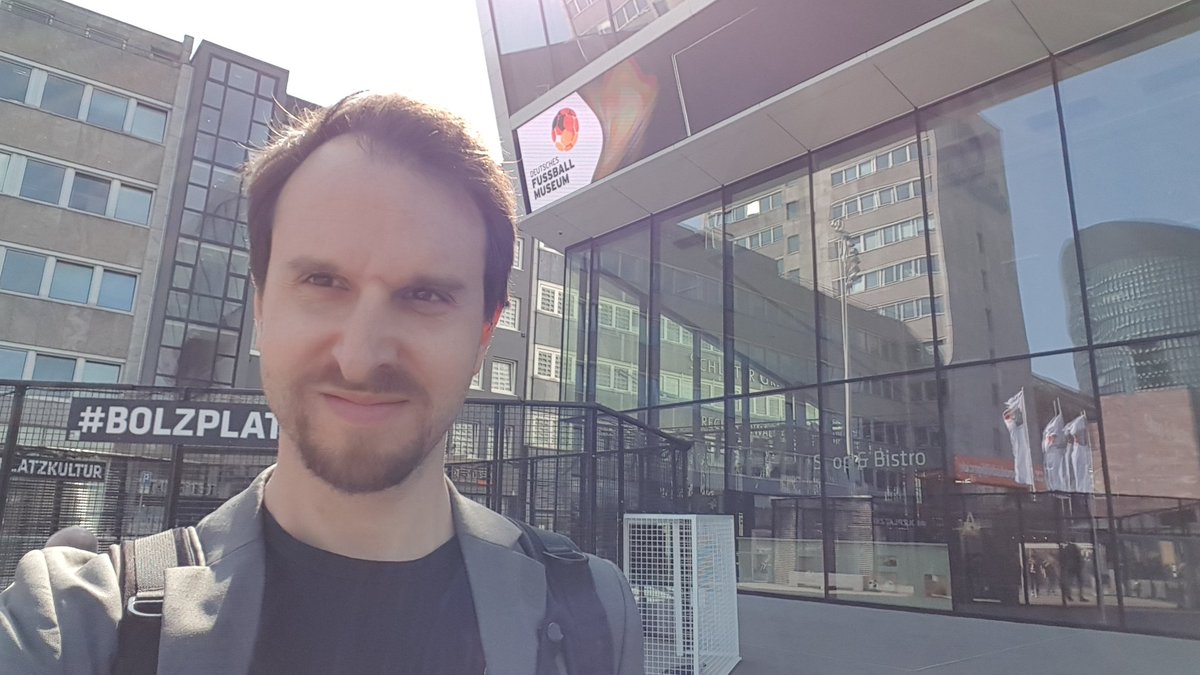 Heute spannenden Termin im <a href="/fussballmuseum/">Fußballmuseum</a> gehabt. Vielen Dank! Inspirierende Location! #Bolzplatzkultur #DigitaleBildung #Fußball #Lernen5_0 Hallo #Dortmund ;-)