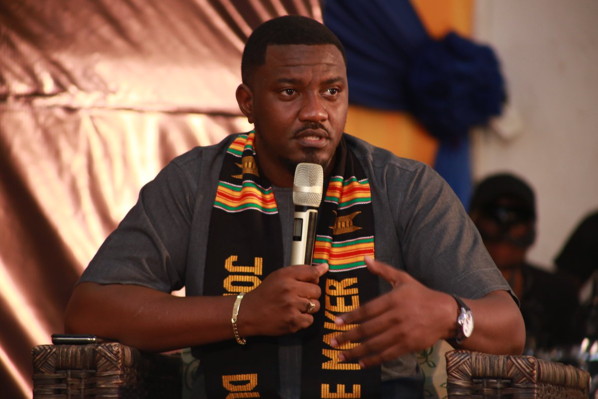 dalexfinltd's tweet photo. "When you fail, fail 'forward' so that you can learn from it" - @johndumelo1 advices students at #ACTKNUST @actforchangegh
@Joe_Jackson_GH @DalexSWIFT @B_Olerkie @henkingklonobi @SerwahBadu @kofi_shinto @hammah_ken @MrKenKThompson @adjeteygh @Savvy_Pabi @TheGreatest_Leo https://t.co/fgqpblPKha