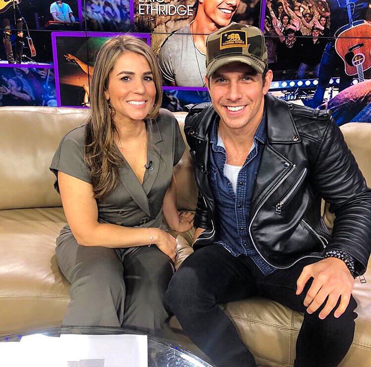 Just a couple of Ontario kids hanging out in Nova Scotia. Great to see you today, <a href="/EricEthridge/">Eric Ethridge</a>! Congrats on the record deal and success!