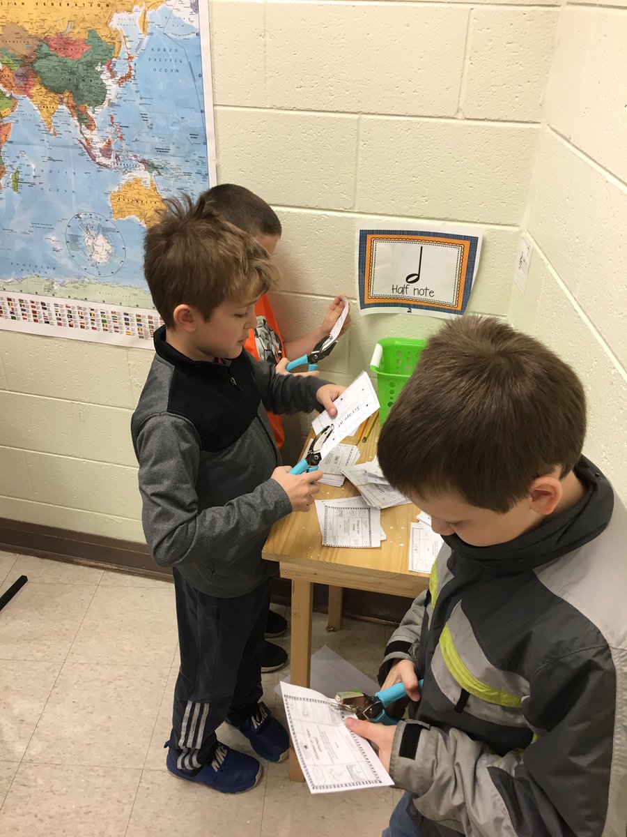 More Instrument Family centers!! I love watching 3rd enjoy these!!@CloverHillES <a href="/CHESPTAONLINE/">CHES PTA</a> <a href="/ccpsPerform/">ccpsPerform</a>