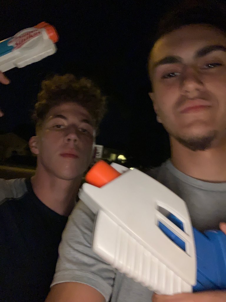 squirt_6's tweet photo. Angelo with 3 kills on Javier,Caleb,Joao @Ahswaterwars191 https://t.co/CBmhRq70DN