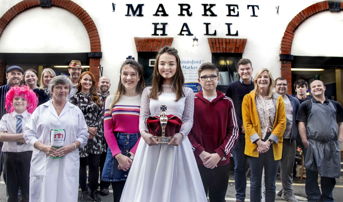 Don't forget on Saturday for the <a href="/KBunnyHop/">Knutsford Bunny Hop</a> we have <a href="/Tattonphoto/">Tatton Photography</a> offering mini photo shoots, <a href="/TheMarketCafe_/">The Market Café</a> hosting breakfast with the #Easterbunny &amp; #Facepainting with all donations going straight to <a href="/RoyalMayDay/">Knutsford May Day</a> #community #Knutsford 

Lovely photos courtesy of <a href="/Tattonphoto/">Tatton Photography</a>