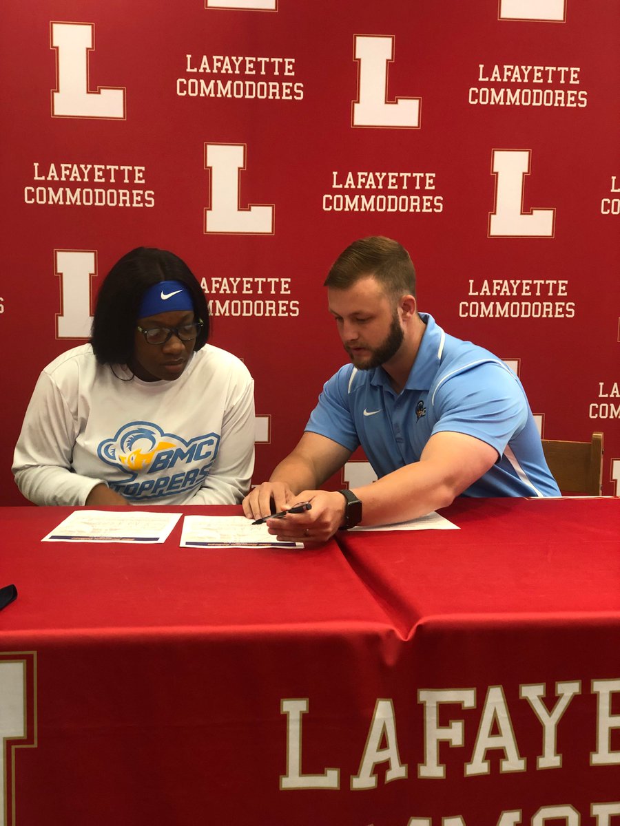 LafCo_Athletics's tweet photo. MAKING HISTORY!  Alicia Harris is now the first female athlete to sign with the first female collegiate powerlifting team at Blue Mountain College. This is first of the first for the state of Mississippi. https://t.co/dHKJq8iDUT