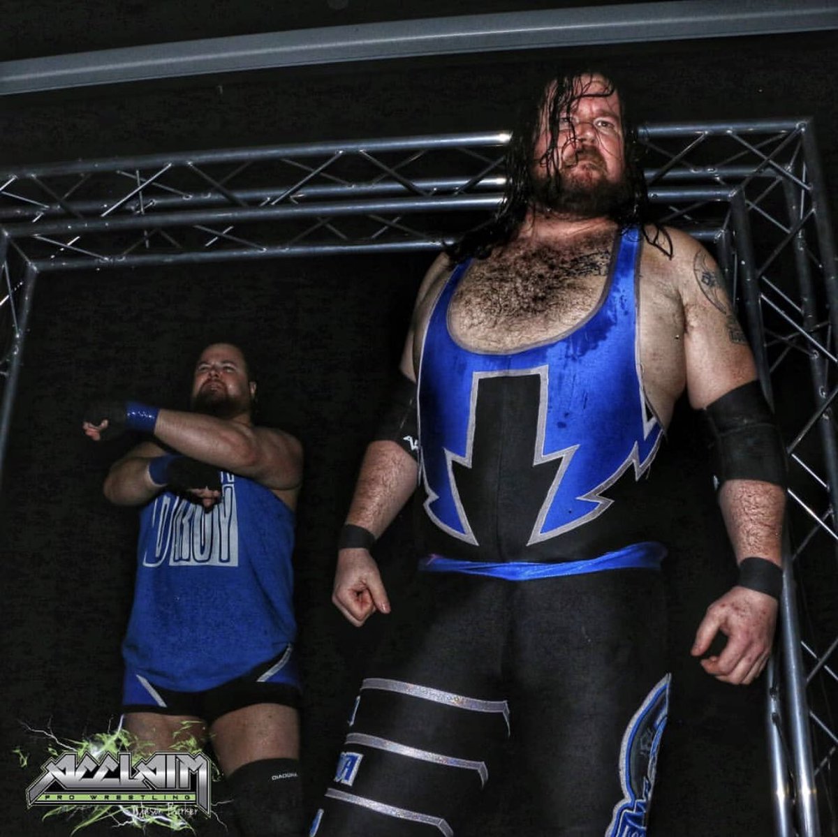 Acclaim_Pro's tweet photo. .@DeckerTheAx and #BigDaddy D-Roy

#acclaim #acclaimprowrestling #wrestling #indiewrestling #ilovewrestling #professionalwrestling #prowrestling #wwe #canada #ottawa #tagteamwrestling #deckertheax #bigdaddydroy https://t.co/Q1KgNHu80M