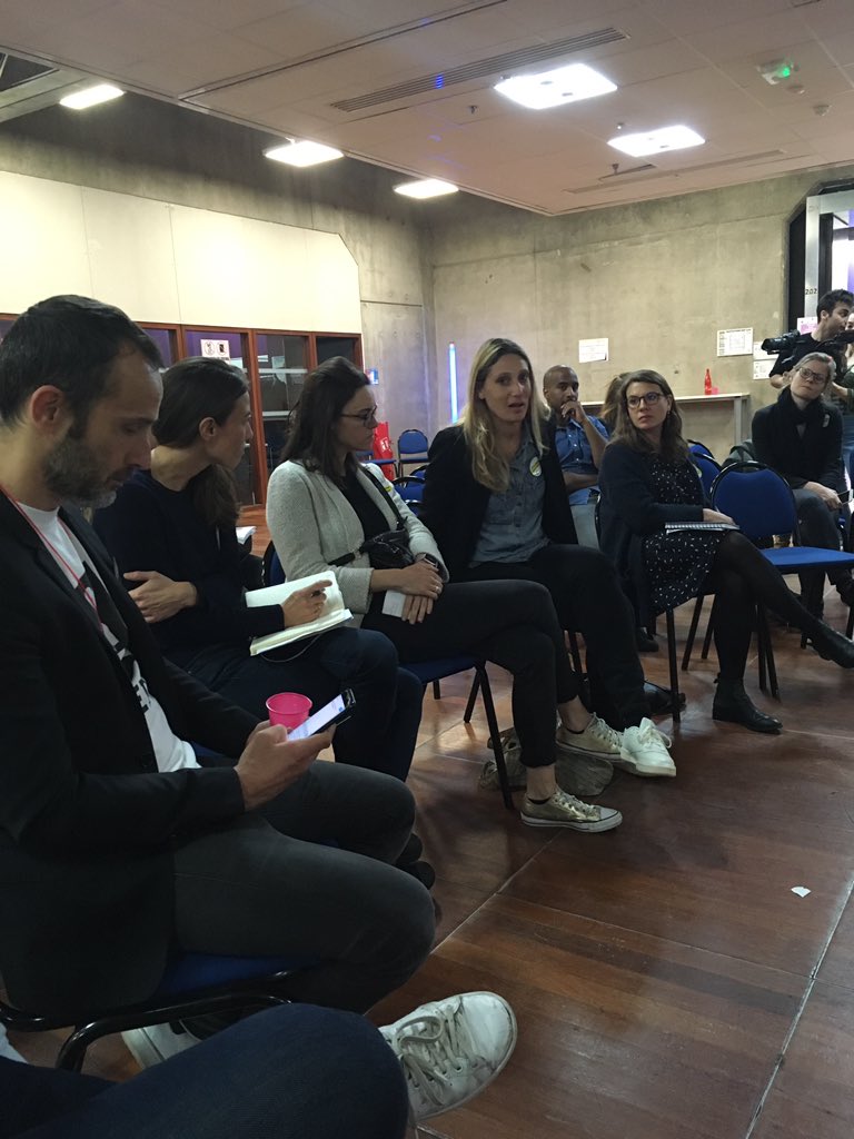 En direct de #truparis les cordonniers les plus mal chaussés !! Des mois et des mois pour recruter des recruteurs !