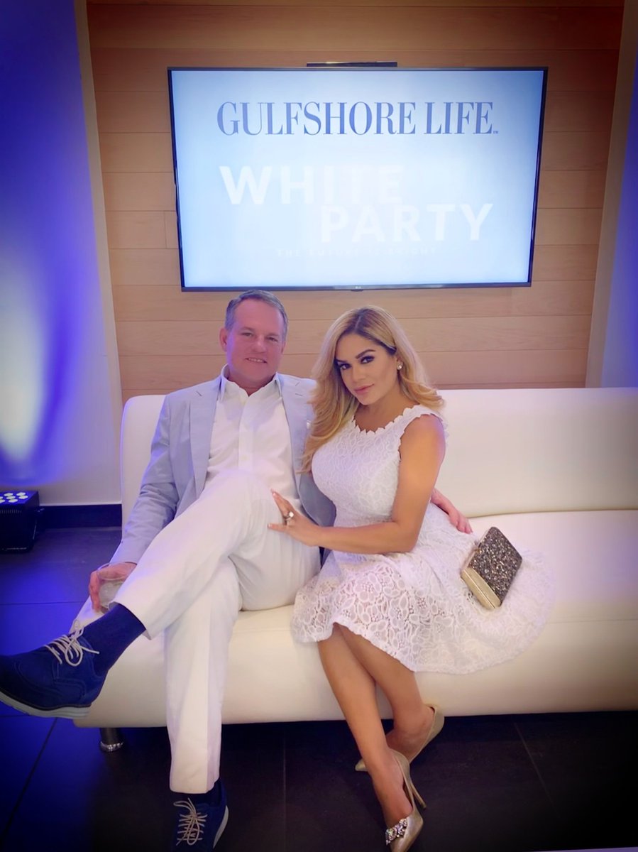 emelyyleme1's tweet photo. White Party benefit @GulfshoreLife https://t.co/FjaAN19kUz