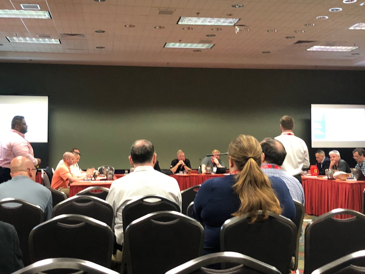The_Odenator's tweet photo. .⁦@DallasOEM⁩ and ⁦@ReadyHarris⁩ presenting a local use case on Community Lifelines at the TDEM Ops. Technology Cmte. https://t.co/V2plK8NU8c
